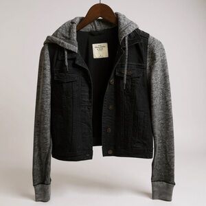 Abercrombie & Fitch Black and Gray Jacket with Hoodie